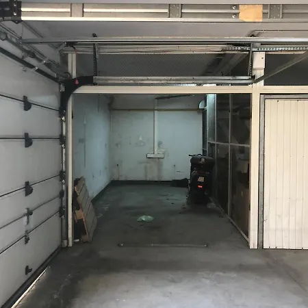 New 2floor Security Park Mall Airport Βαρσοβία