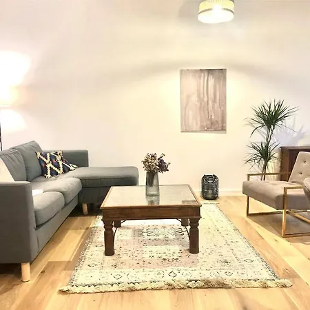 Apartment New 2floor Security Park Mall Airport Warsaw
